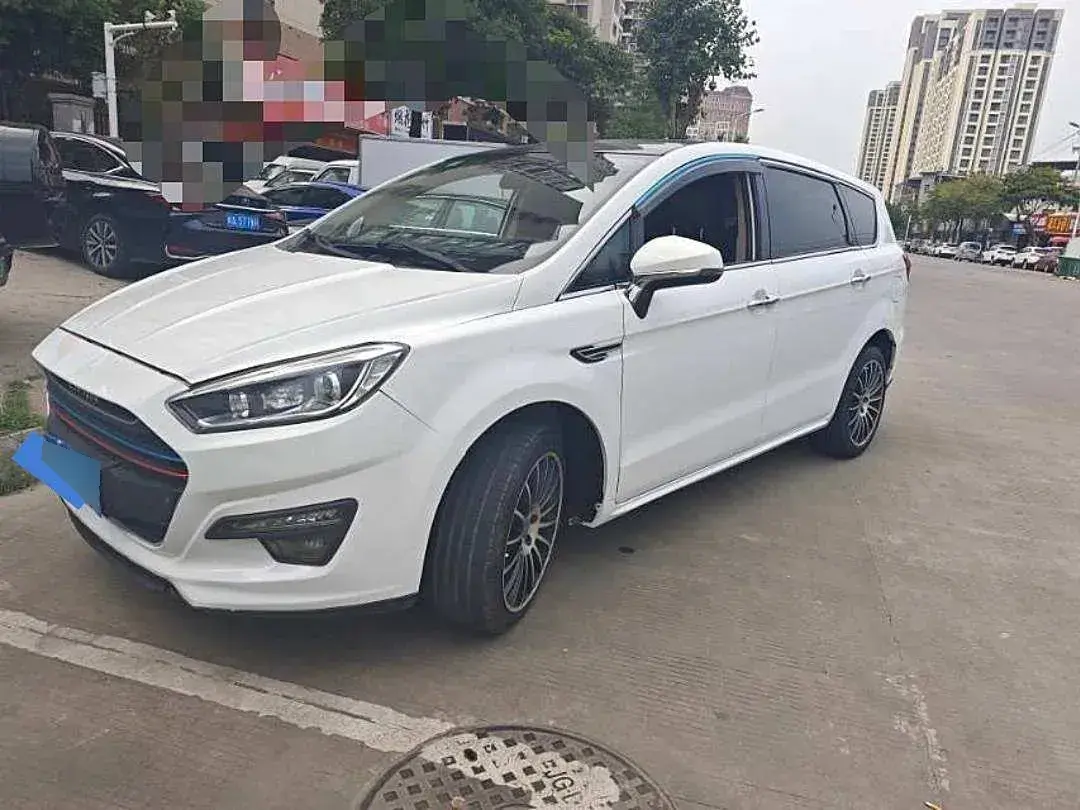 2017 LiFan XuanLang 1.5T 141HP L4 8AT