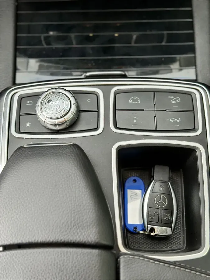 2012 Mercedes-Benz M AMG 5.5T 525HP V8 7AT,autocango,china used car exporter,china ev exporter,chinese used car exporter,chinese used ev exporter