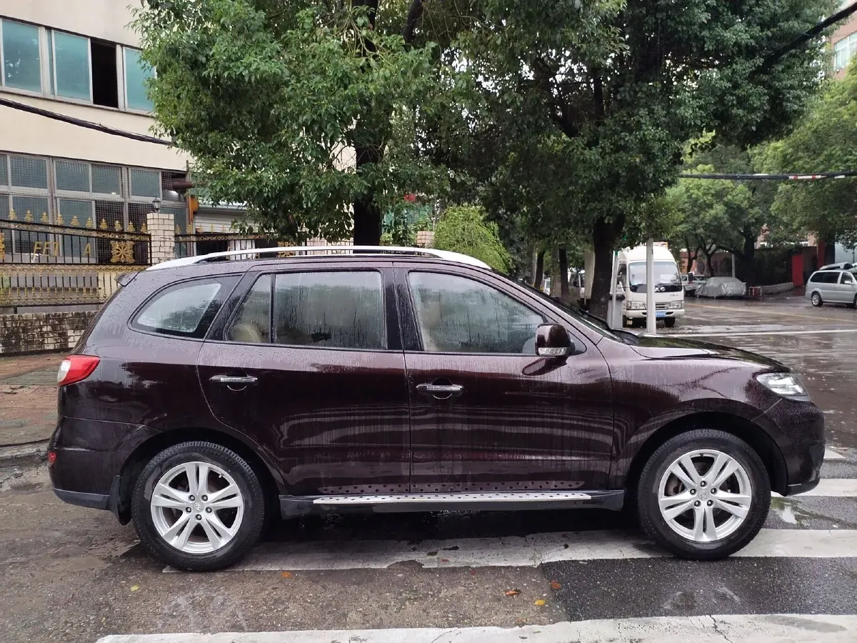 2010 Hyundai Santafe Classic 2.4L 174HP L4 6AT,autocango,china used car exporter,china ev exporter,chinese used car exporter,chinese used ev exporter