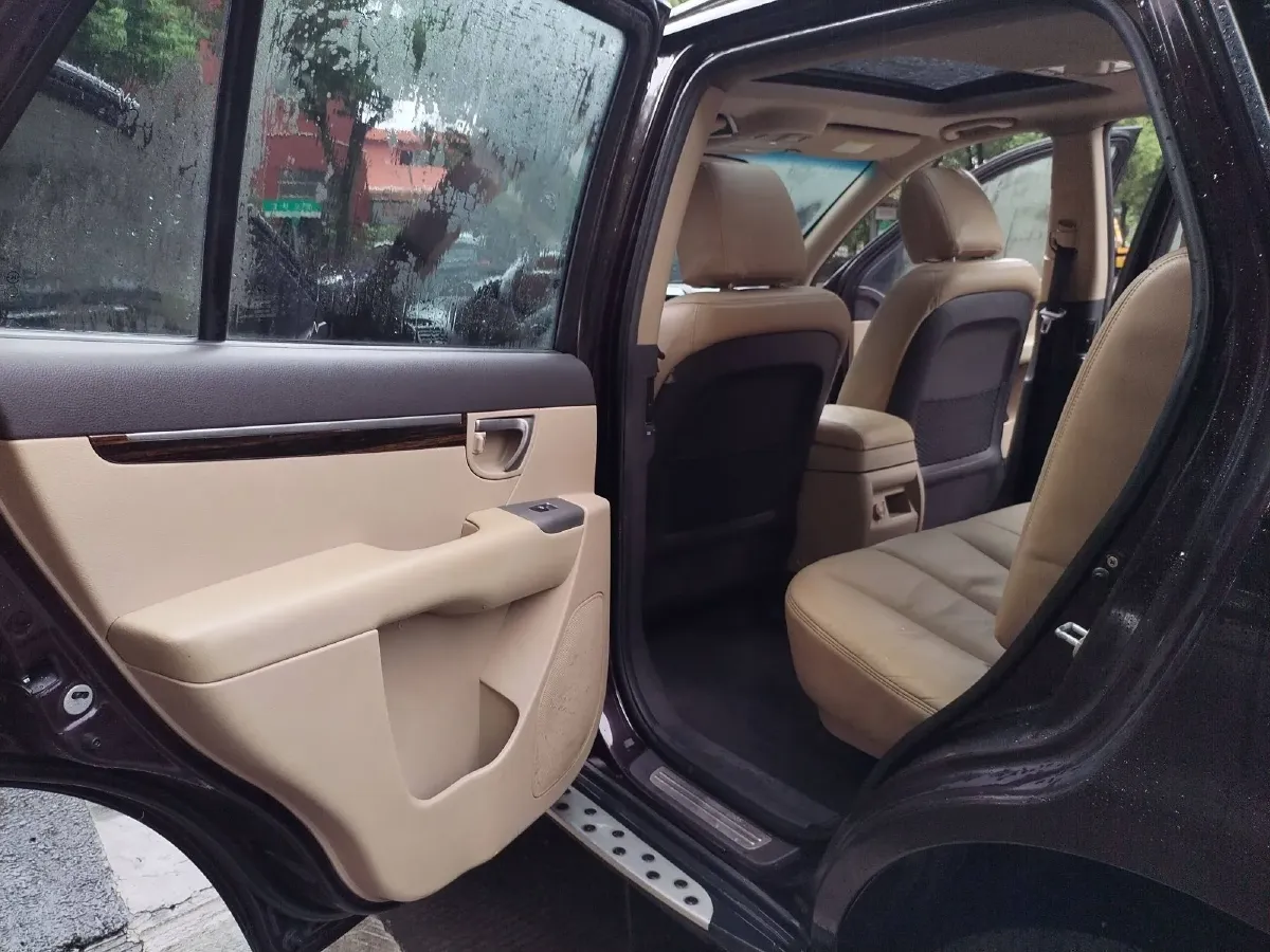 2010 Hyundai Santafe Classic 2.4L 174HP L4 6AT,autocango,china used car exporter,china ev exporter,chinese used car exporter,chinese used ev exporter