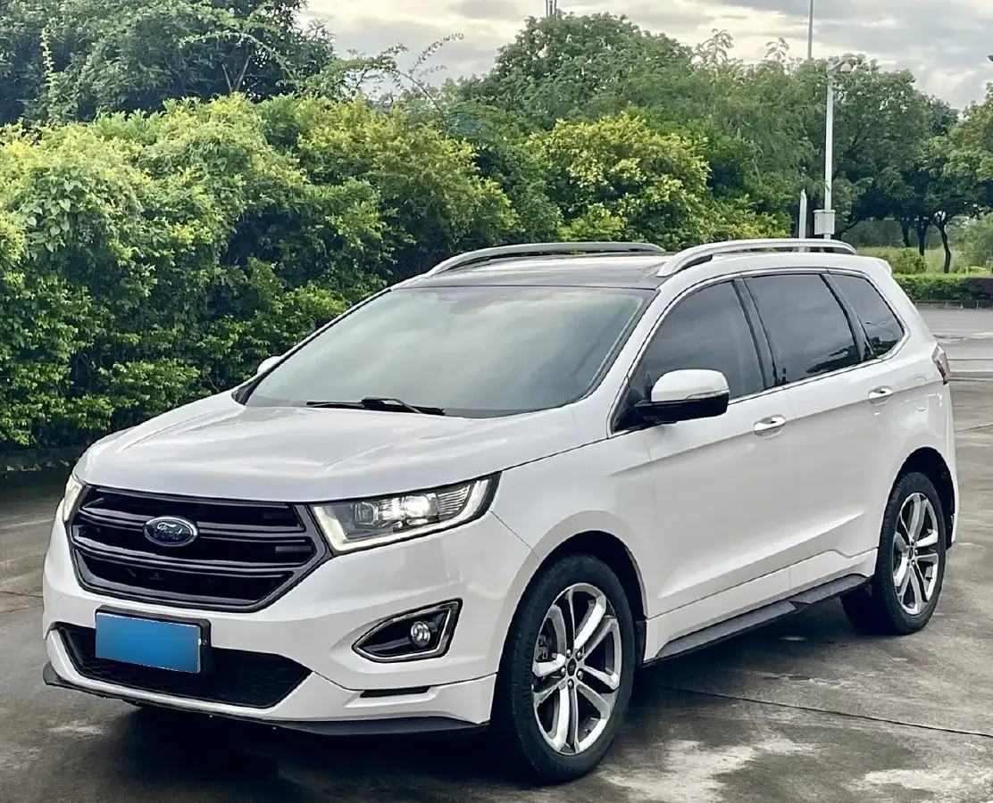 2018 Ford Edge 2.0T 245HP L4 6AT