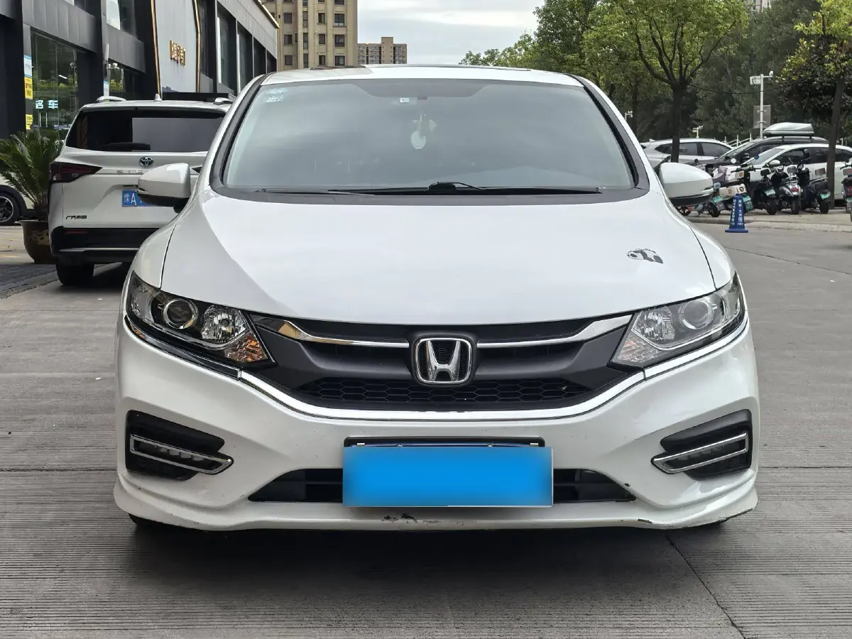 2017 Honda Jade 1.8L 141HP L4 5AT