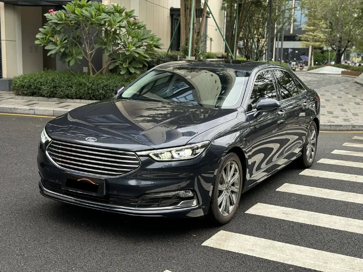 2019 Ford Taurus 2.0T 245HP L4 8AT