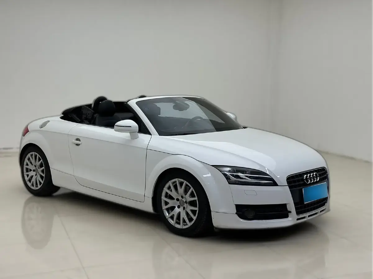 2008 Audi TT 2.0T 200HP L4 6DCT