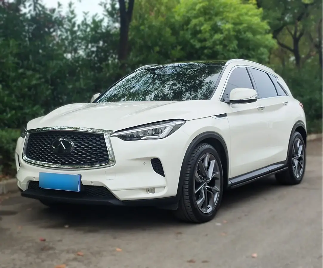 2018 Infiniti QX50 2.0T 272HP L4 CVT
