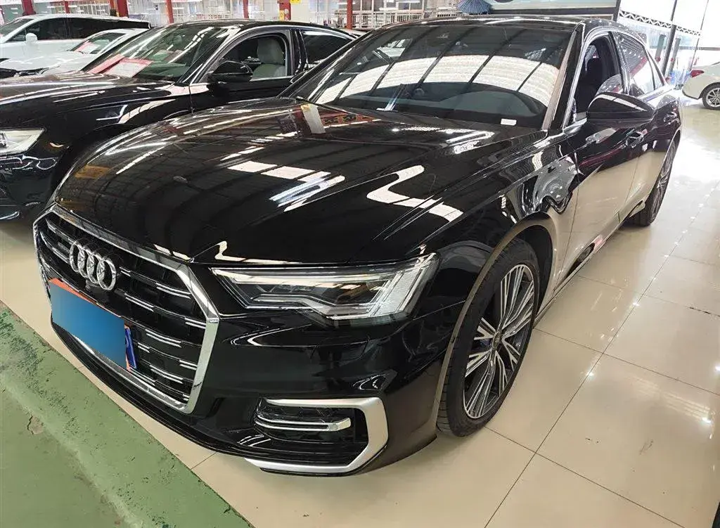 2024 Audi A6L 2.0T 245HP L4 7DCT