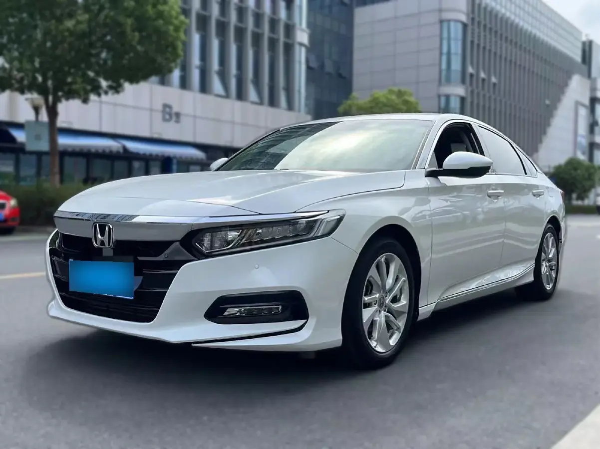 2018 Honda Accord 1.5T 194HP L4 CVT