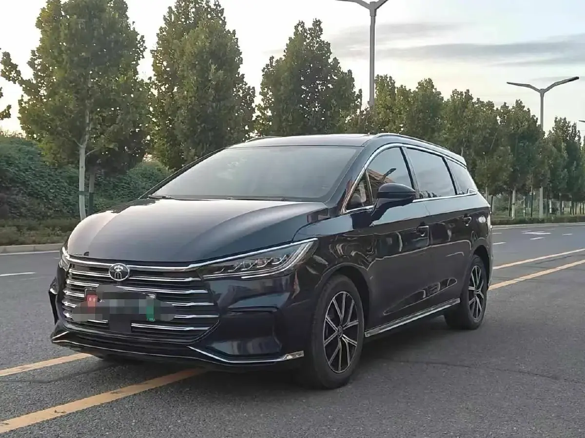 2022 BYD Song MAX 1.5L 110HP L4 E-CVT PHEV 18.3KWH