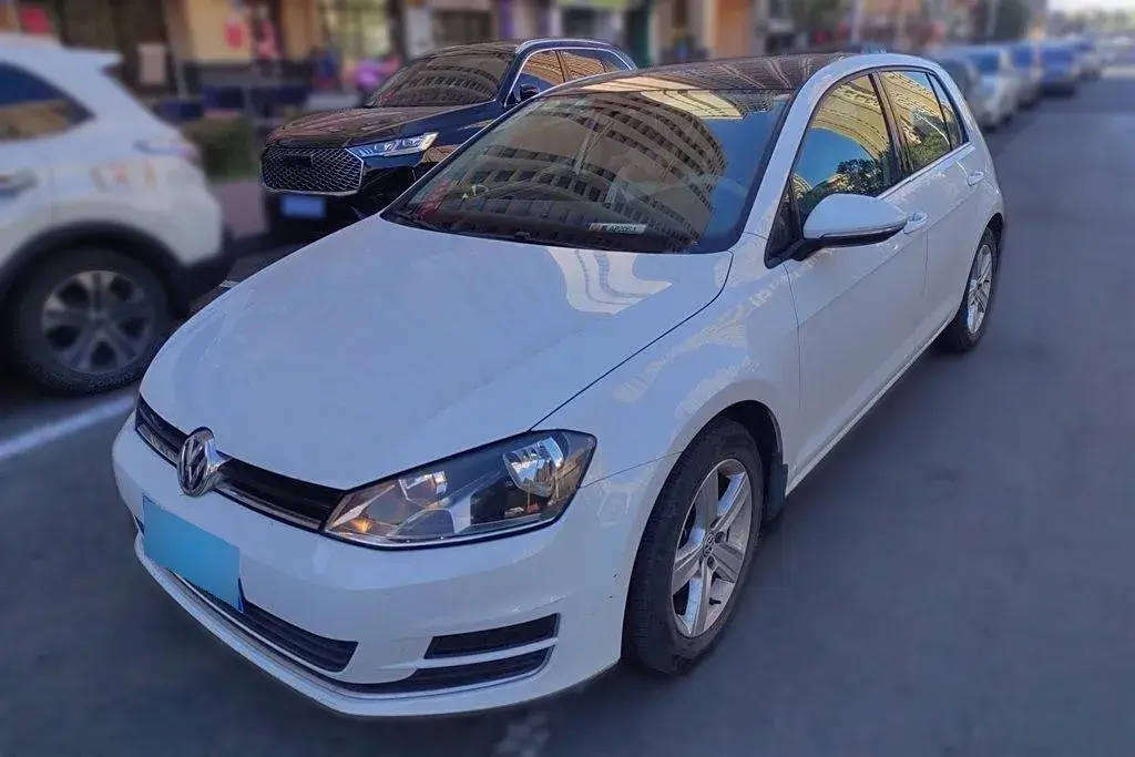 2016 Volkswagen Golf 1.6L 110HP L4 6AT