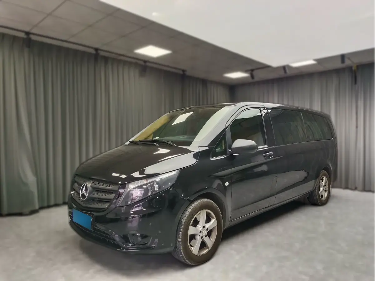 2016 Mercedes-Benz Vito 2.0T 211HP L4 7AT