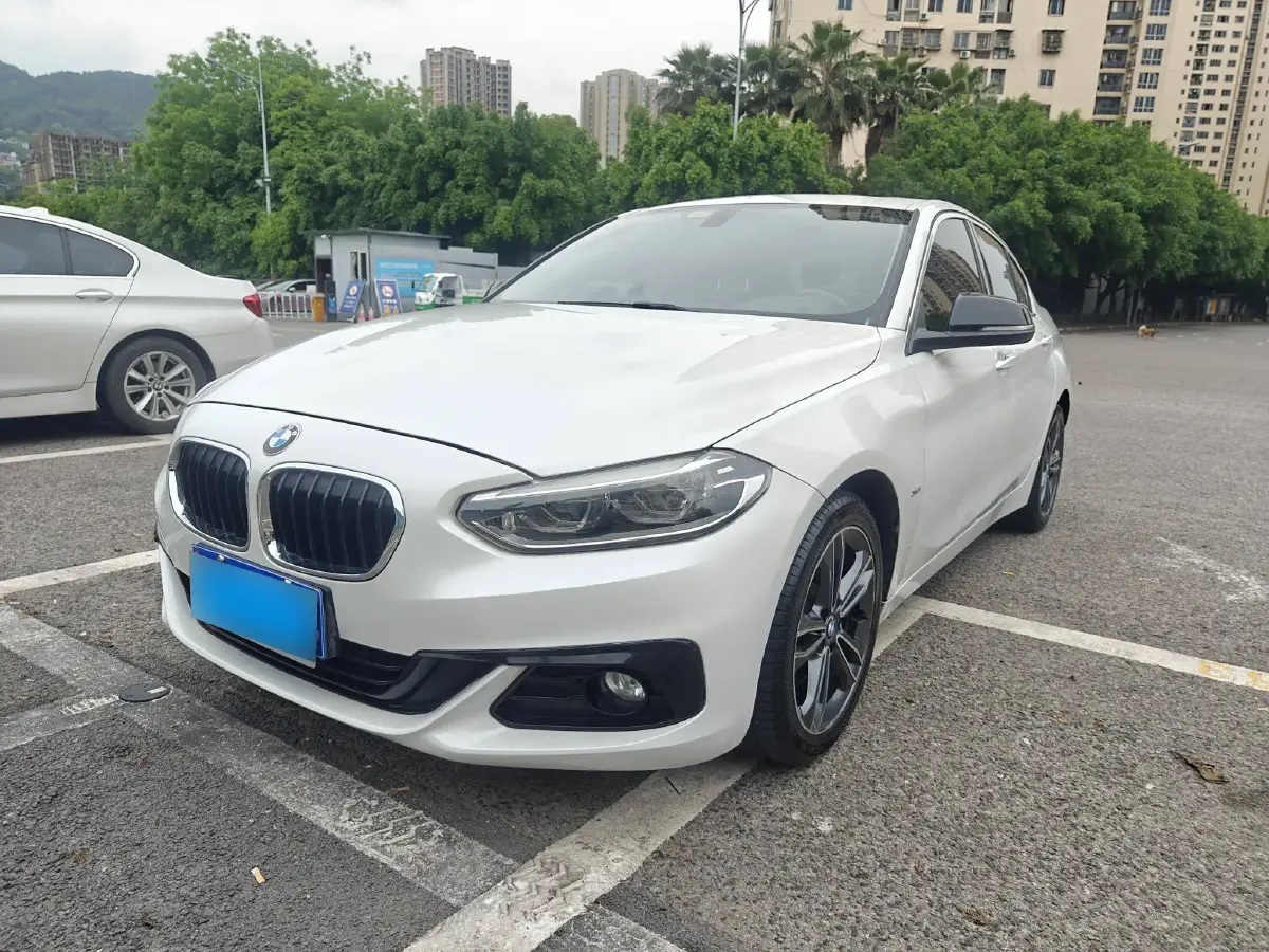 2018 BMW 1 Series 1.5T 136HP L3 6AT