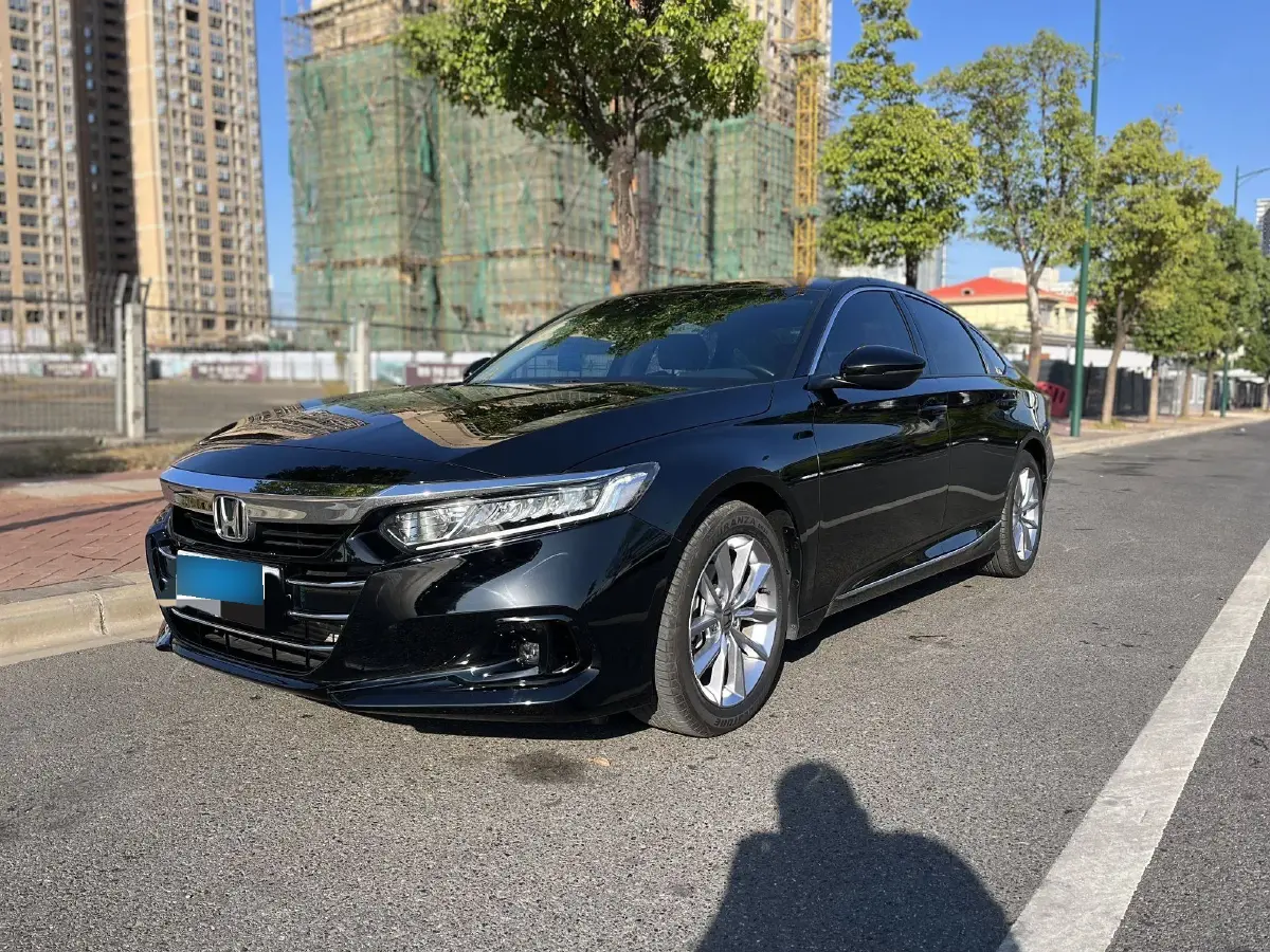 2022 Honda Accord 1.5T 194HP L4 CVT