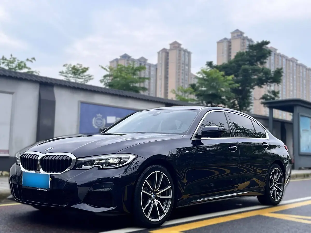 2021 BMW 3 Series 2.0T 184HP L4 8AT