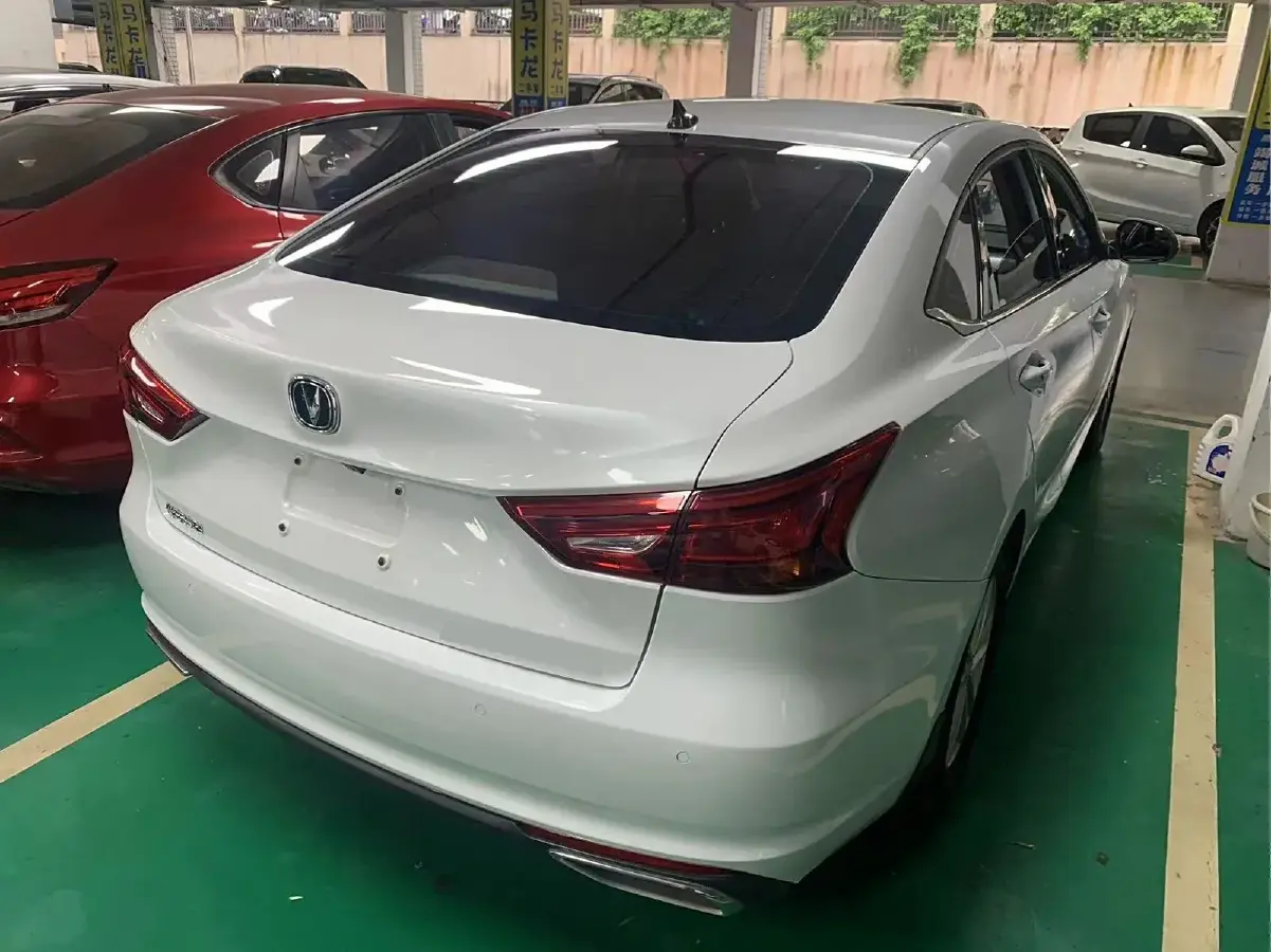 2020 ChangAn Raeton CC 1.5T 156HP L4 6AT