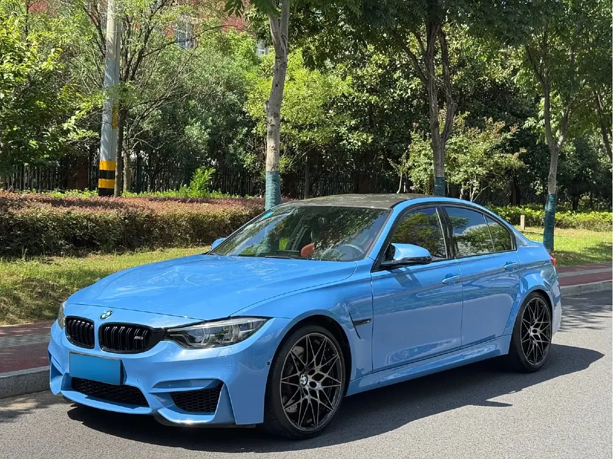 2017 BMW M3 3.0T 450HP L6 7DCT