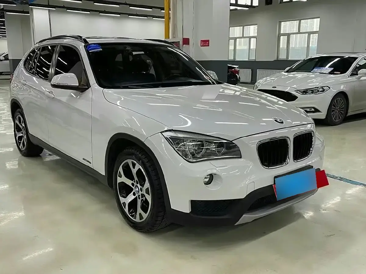 2012 BMW X1 2.0L 150HP L4 6AT