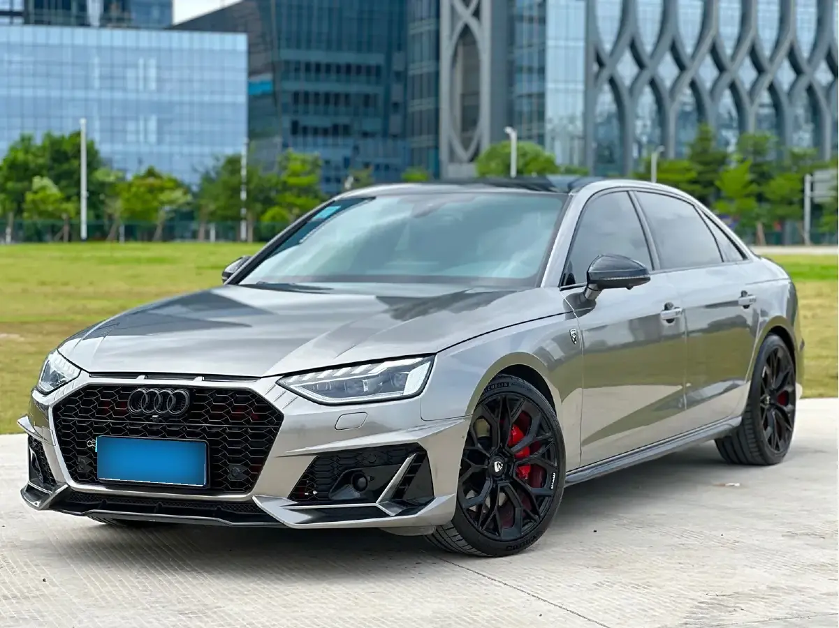 2022 Audi A4L 2.0T 252HP L4 7DCT