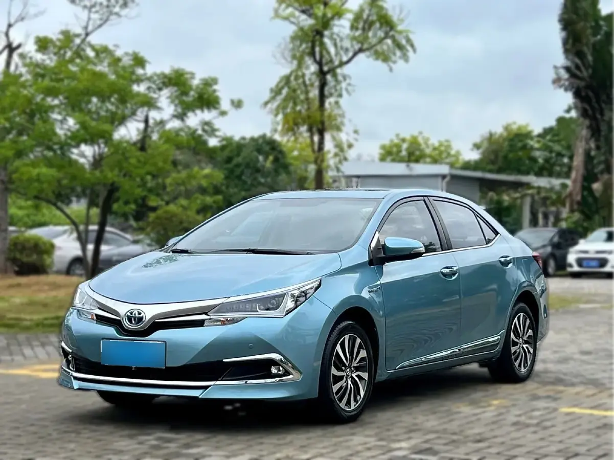 2016 Toyota Corolla 1.8L 99HP L4 E-CVT Hybrid