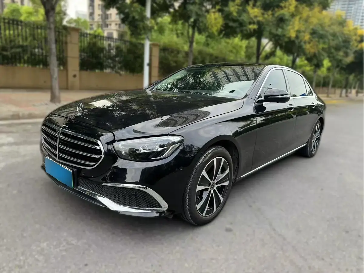 2023 Mercedes-Benz E Class 2.0T 211HP L4 9AT PHEV 25.4KWH