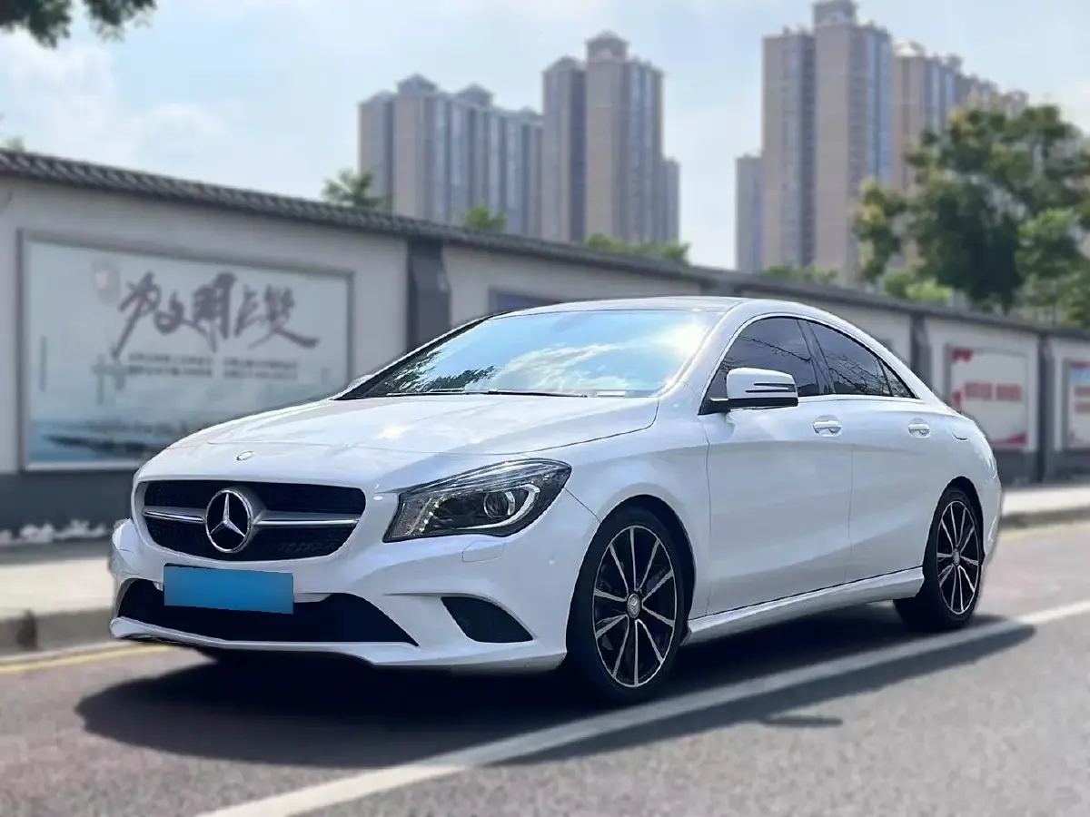 2016 Mercedes-Benz CLA Class 1.6T 156HP L4 7DCT