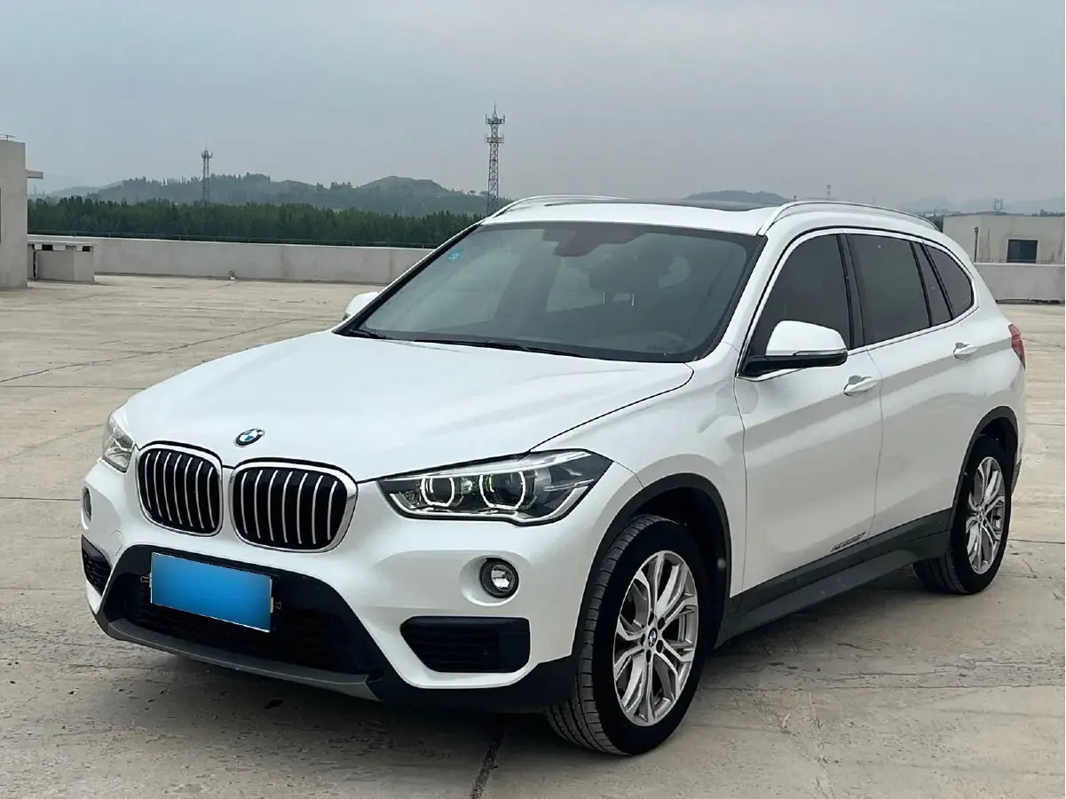 2018 BMW X1 2.0T 192HP L4 8AT