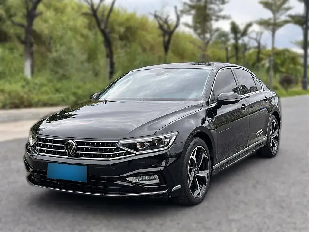 2023 Volkswagen Magotan 2.0T 186HP L4 7DCT