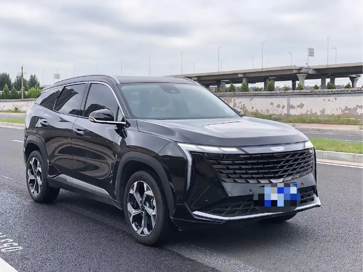 2023 Geely StarRay 1.5T 181HP L4 7DCT