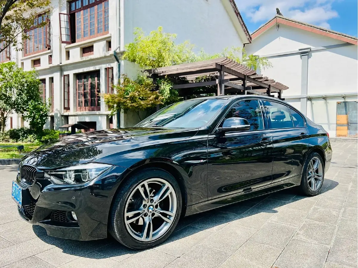 2018 BMW 3 Series 2.0T 252HP L4 8AT
