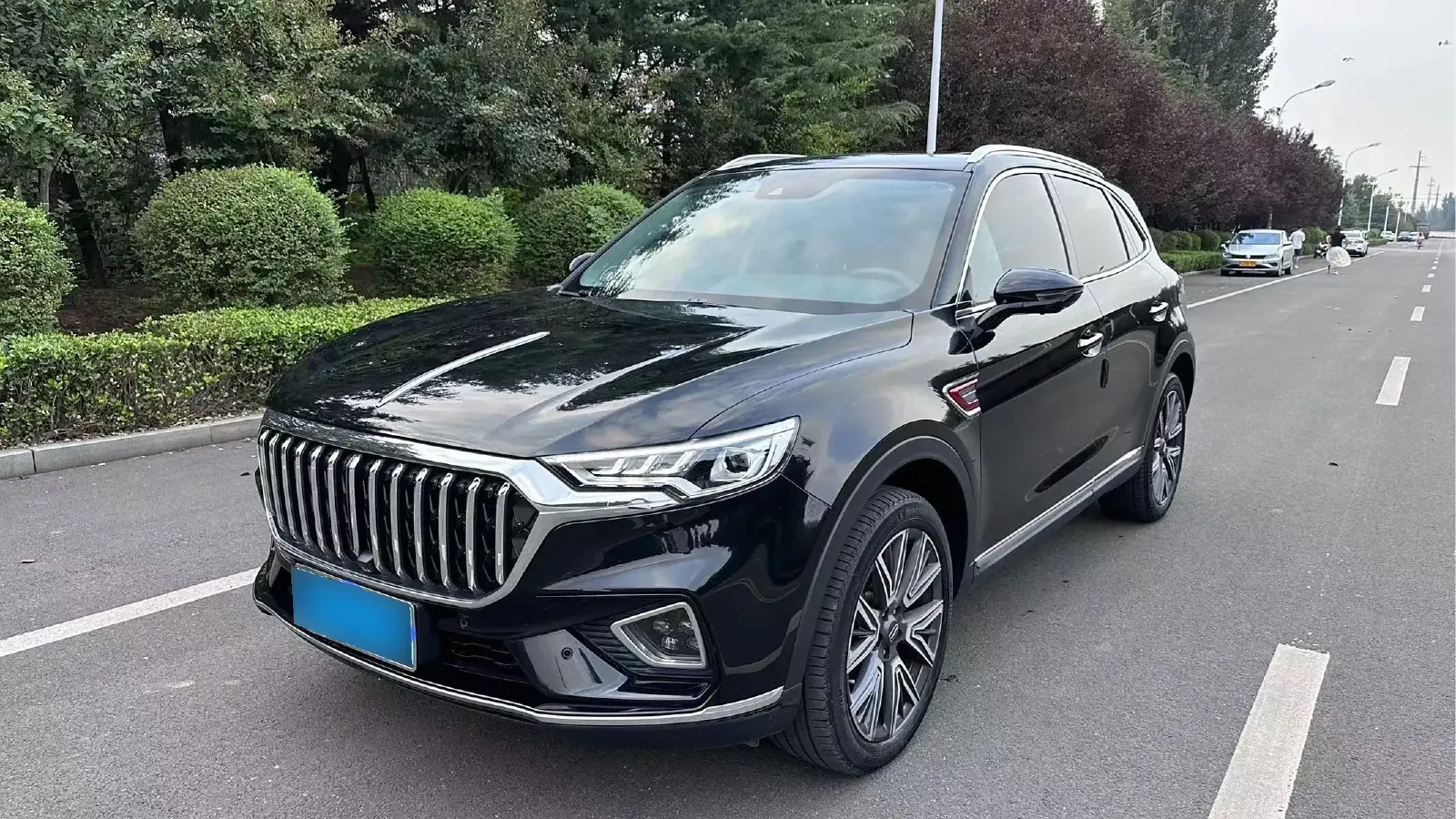 2022 HongQi HS5 2.0T 224HP L4 6AT