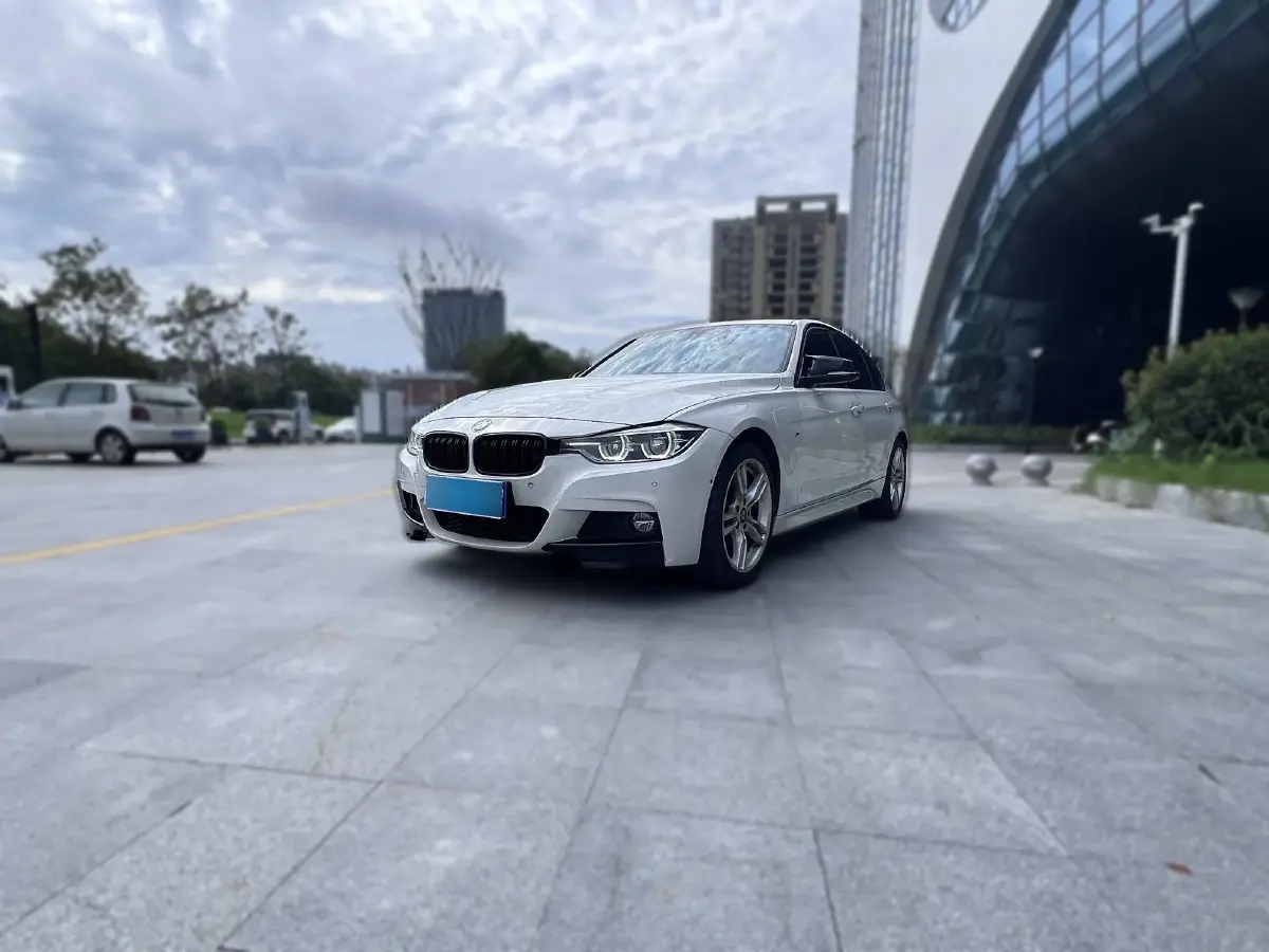 2017 BMW 3 Series 2.0T 252HP L4 8AT