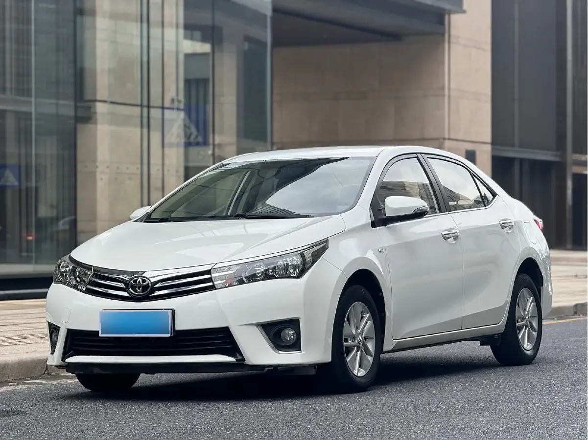 2014 Toyota Corolla 1.6L 122HP L4 CVT