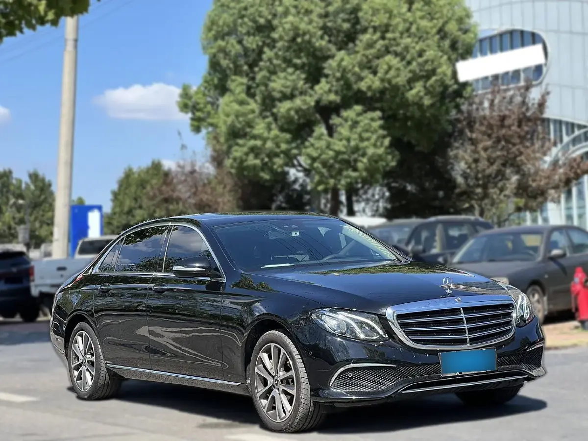 2016 Mercedes-Benz E Class 2.0T 245HP L4 9AT