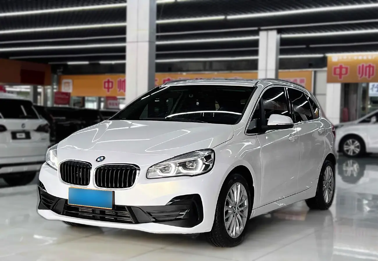 2019 BMW 2 Series Wagon 1.5T 136HP L3 6AT