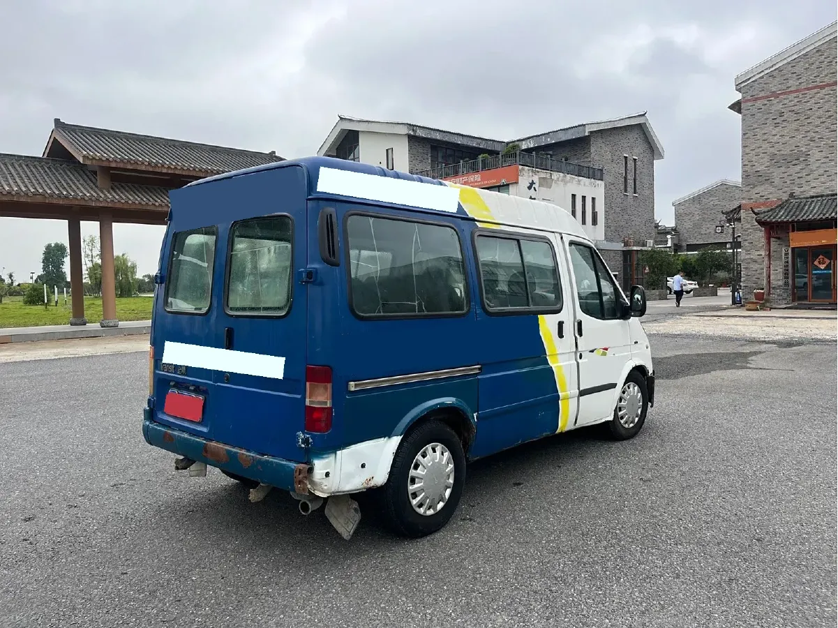 2009 Ford Classic Transit 2.8T 116HP L4 5MT,autocango,china used car exporter,china ev exporter,chinese used car exporter,chinese used ev exporter