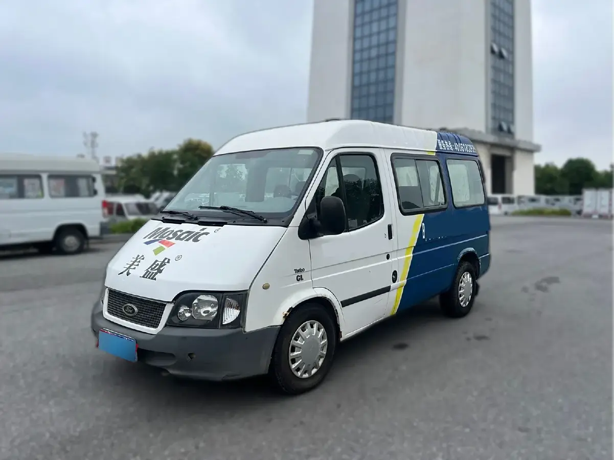2009 Ford Classic Transit 2.8T 116HP L4 5MT