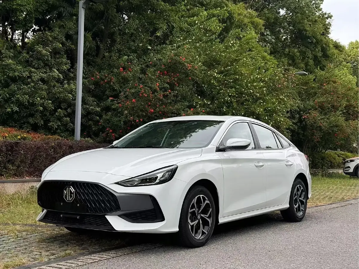 2022 MG 5 1.5T 173HP L4 7DCT