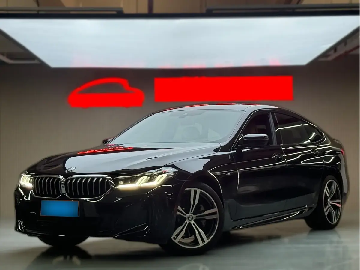 2022 BMW 6 Series GT 2.0T 245HP L4 8AT