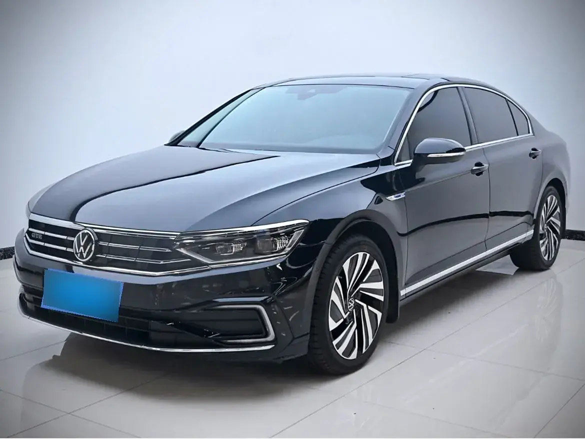 2022 Volkswagen Magotan GTE 1.4T 150HP L4 6DCT PHEV 13KWH