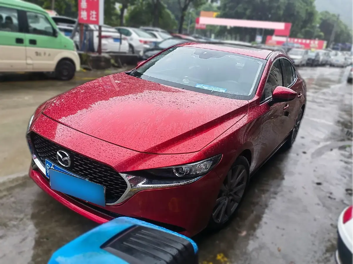 2020 Mazda 3 Axela 2.0L 158HP L4 6AT