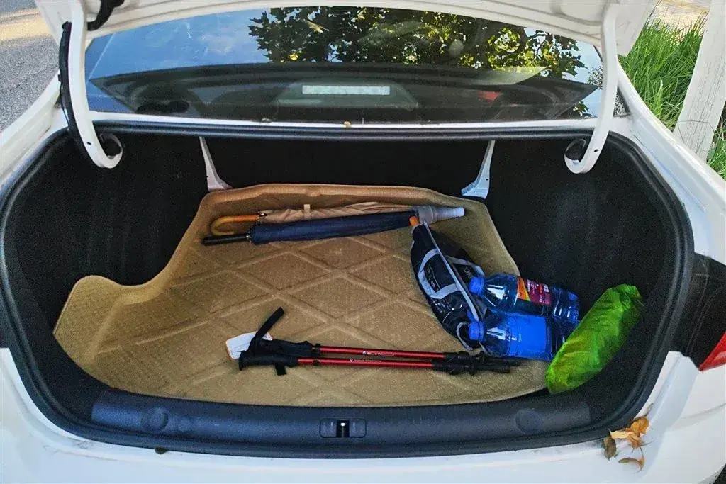 2017 Volkswagen Bora 1.6L 110HP L4 6AT