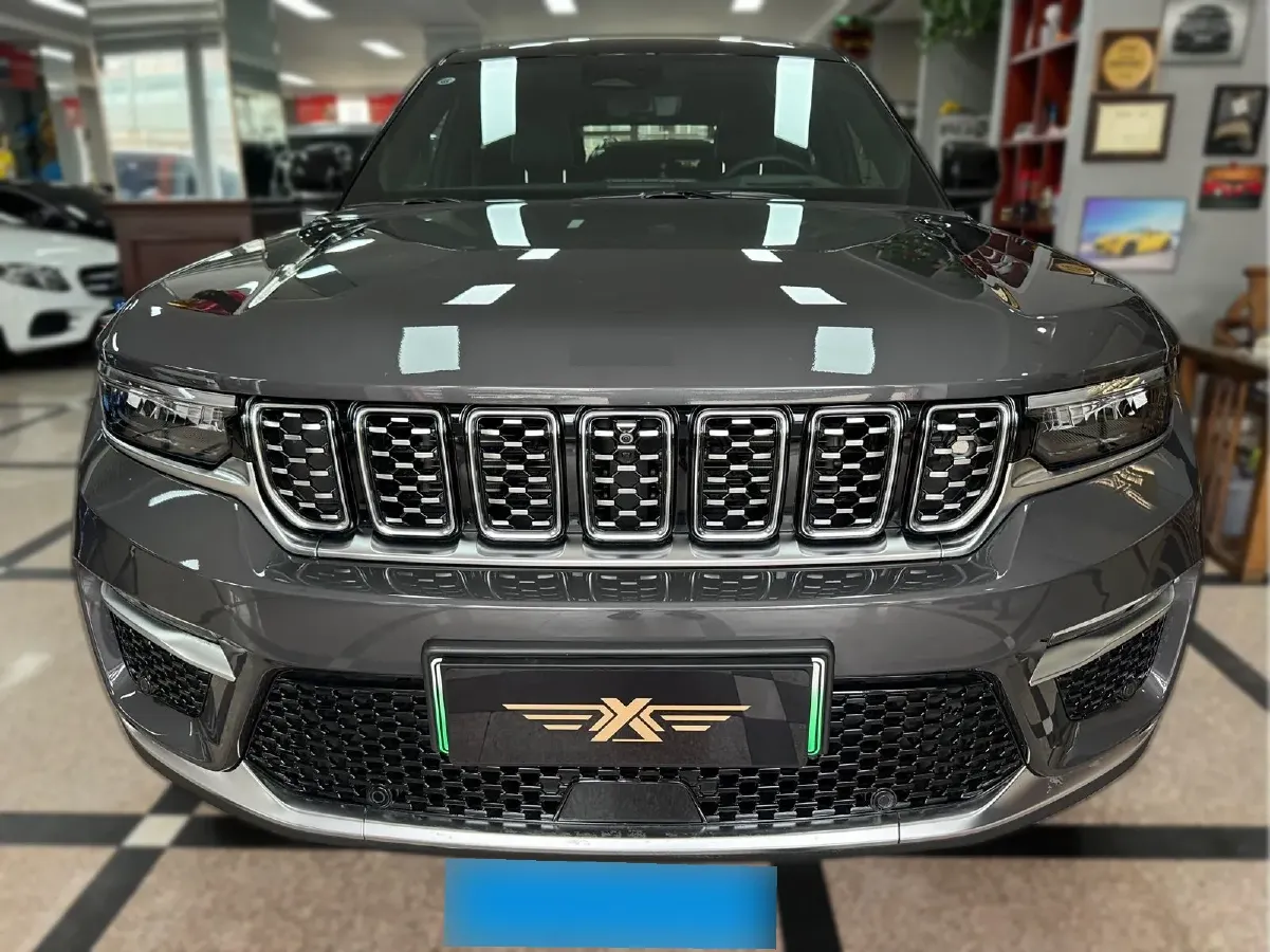 2023 Jeep Grand Cherokee 4XE 2.0T 272HP L4 8AT PHEV 17.107KWH,autocango,china used car exporter,china ev exporter,chinese used car exporter,chinese used ev exporter