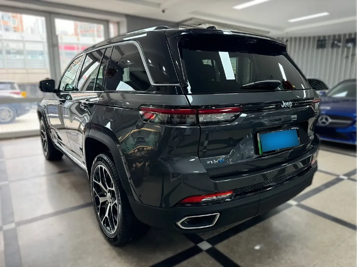 2023 Jeep Grand Cherokee 4XE 2.0T 272HP L4 8AT PHEV 17.107KWH,autocango,china used car exporter,china ev exporter,chinese used car exporter,chinese used ev exporter