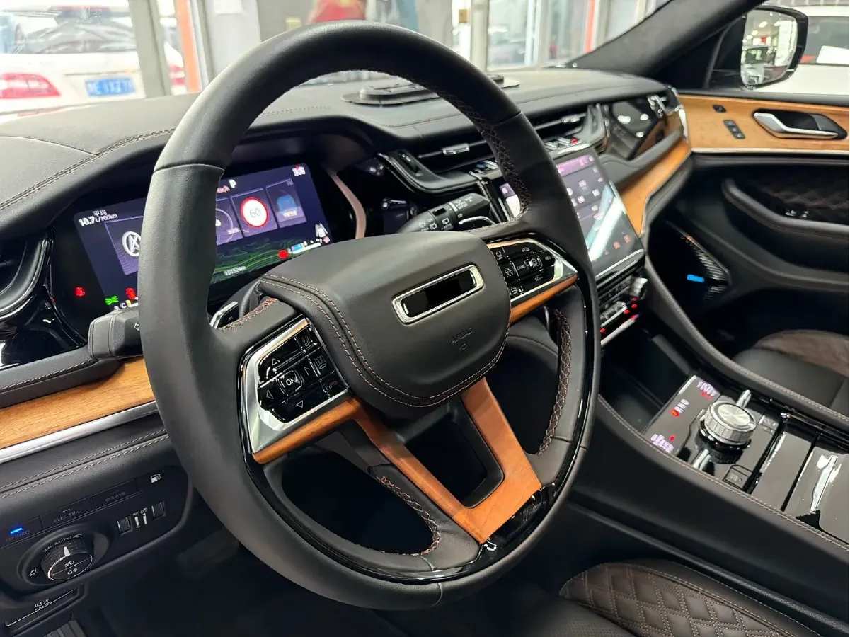 2023 Jeep Grand Cherokee 4XE 2.0T 272HP L4 8AT PHEV 17.107KWH,autocango,china used car exporter,china ev exporter,chinese used car exporter,chinese used ev exporter