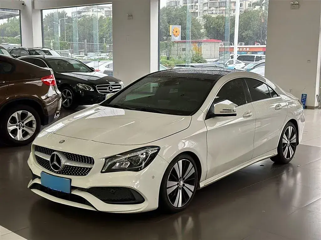 2017 Mercedes-Benz CLA Class 1.6T 156HP L4 7DCT