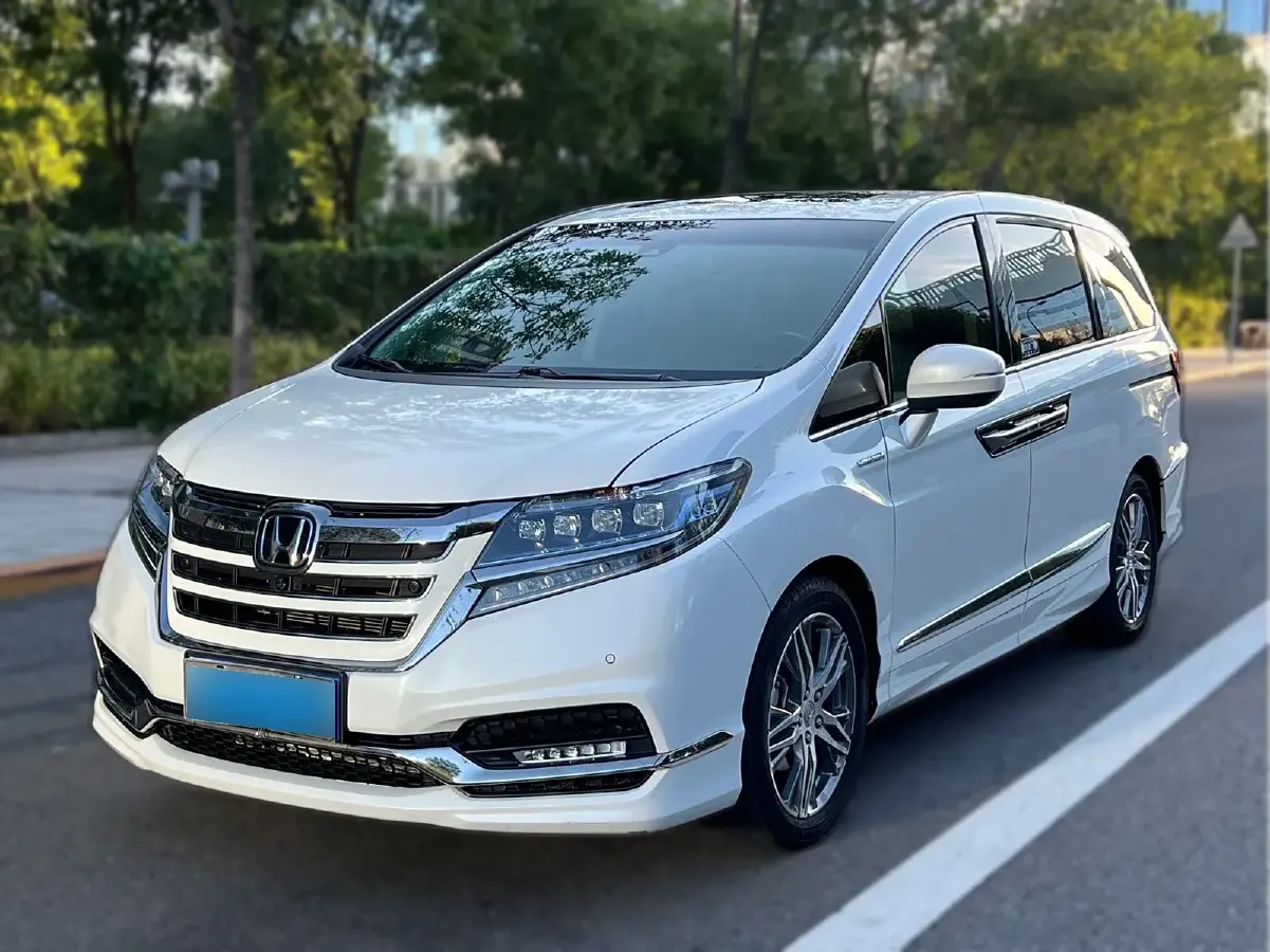 2019 Honda Elysioin 2.0L 146HP L4 E-CVT Hybrid