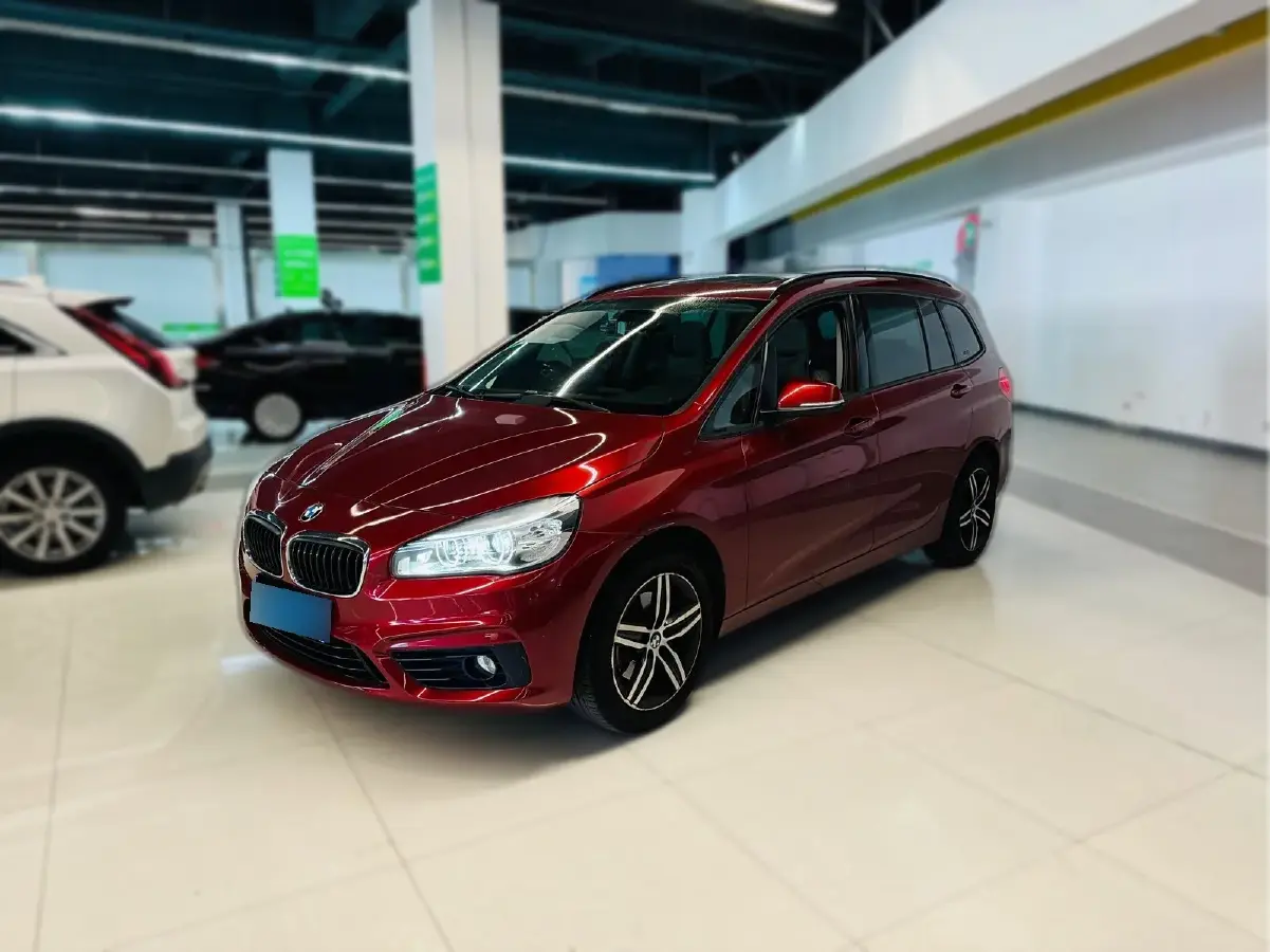 2015 BMW 2 Series SUV 1.5T 136HP L3 6AT