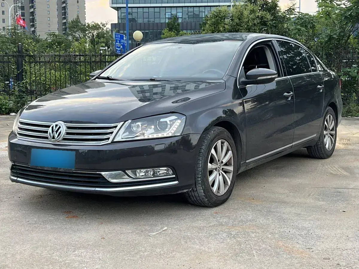2011 Volkswagen Magotan 1.8T 160HP L4 6DCT