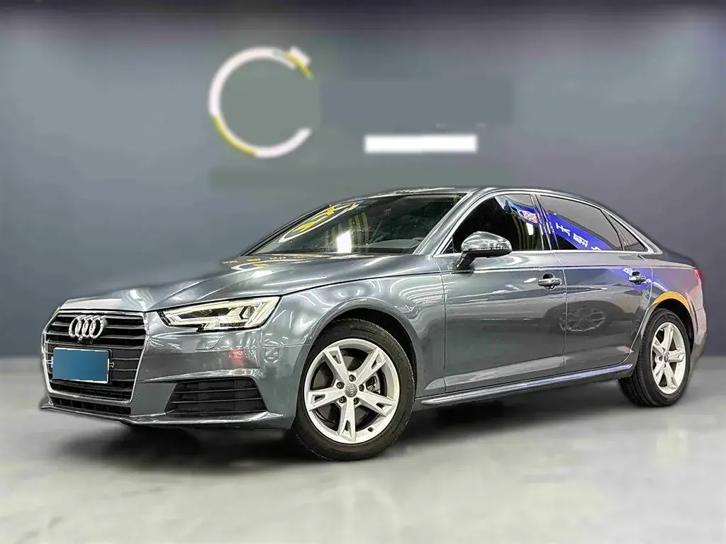 2017 Audi A4L 2.0T 190HP L4 7DCT