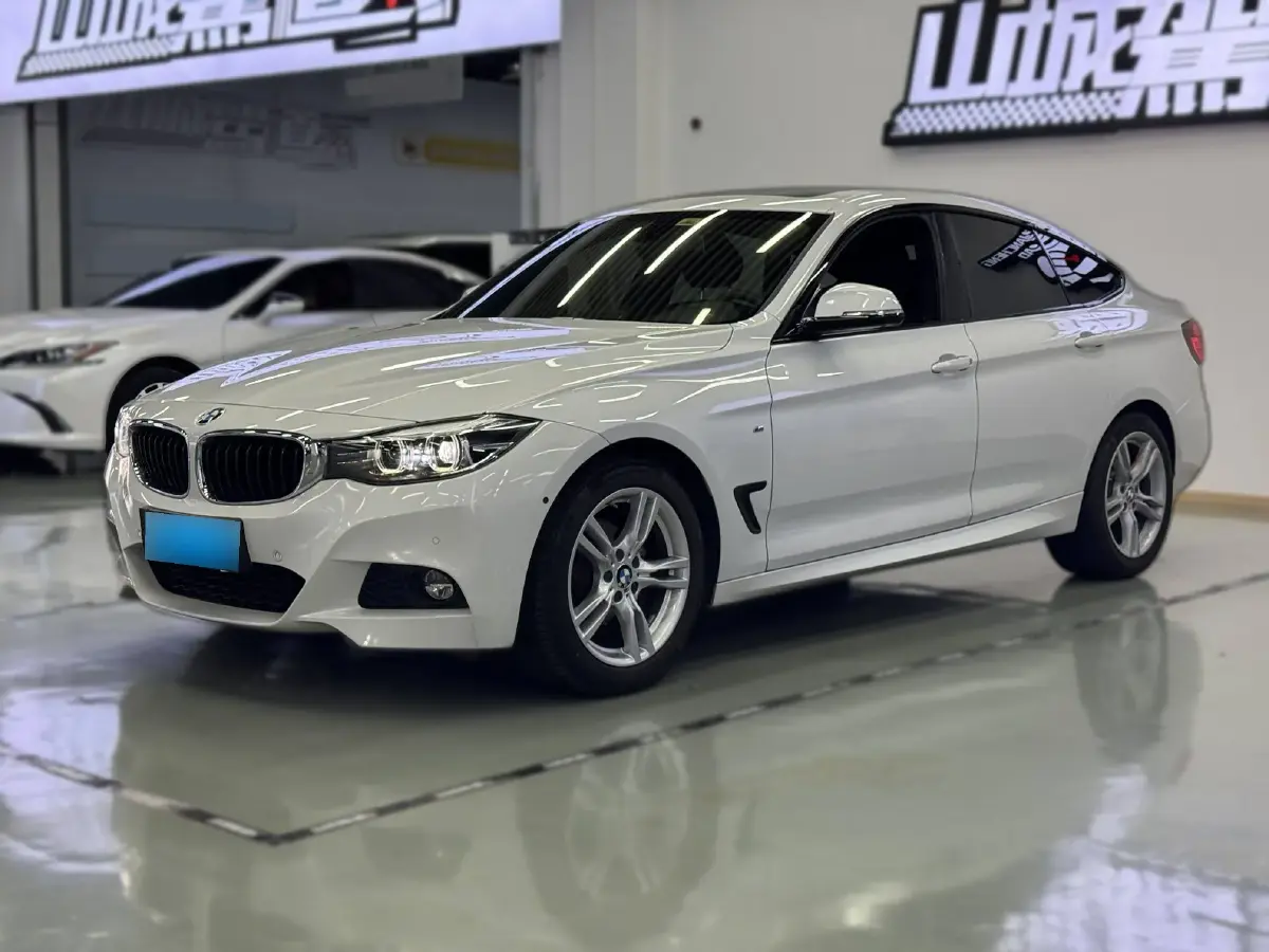 2018 BMW 3 Series GT 2.0T 184HP L4 8AT