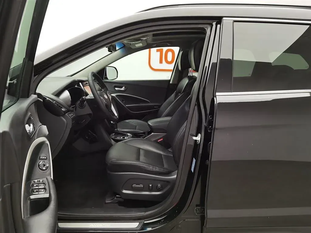 2013 Hyundai Grand SantaFe 3.0L 264HP V6 6AT,autocango,china used car exporter,china ev exporter,chinese used car exporter,chinese used ev exporter